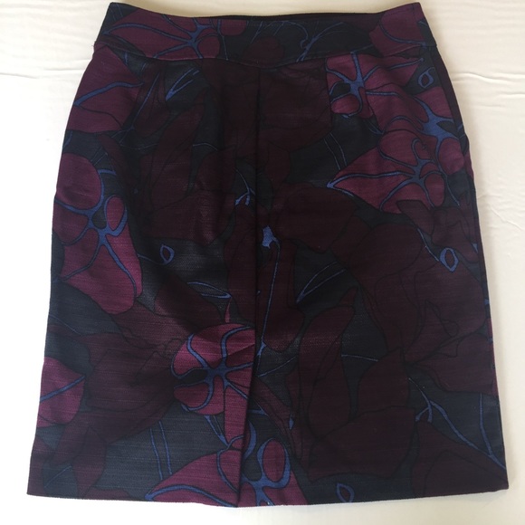 Ann Taylor Loft Purple Print Pencil Skirt NWT - Picture 4 of 8